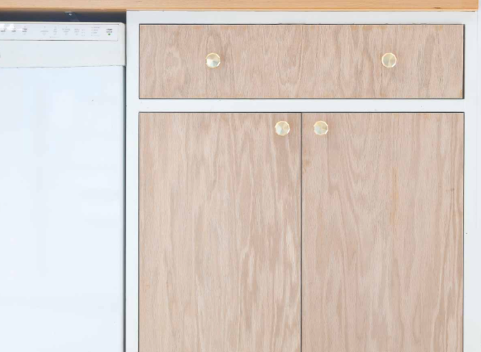 Thermofoil Cabinet Doors for Modern Kitchens